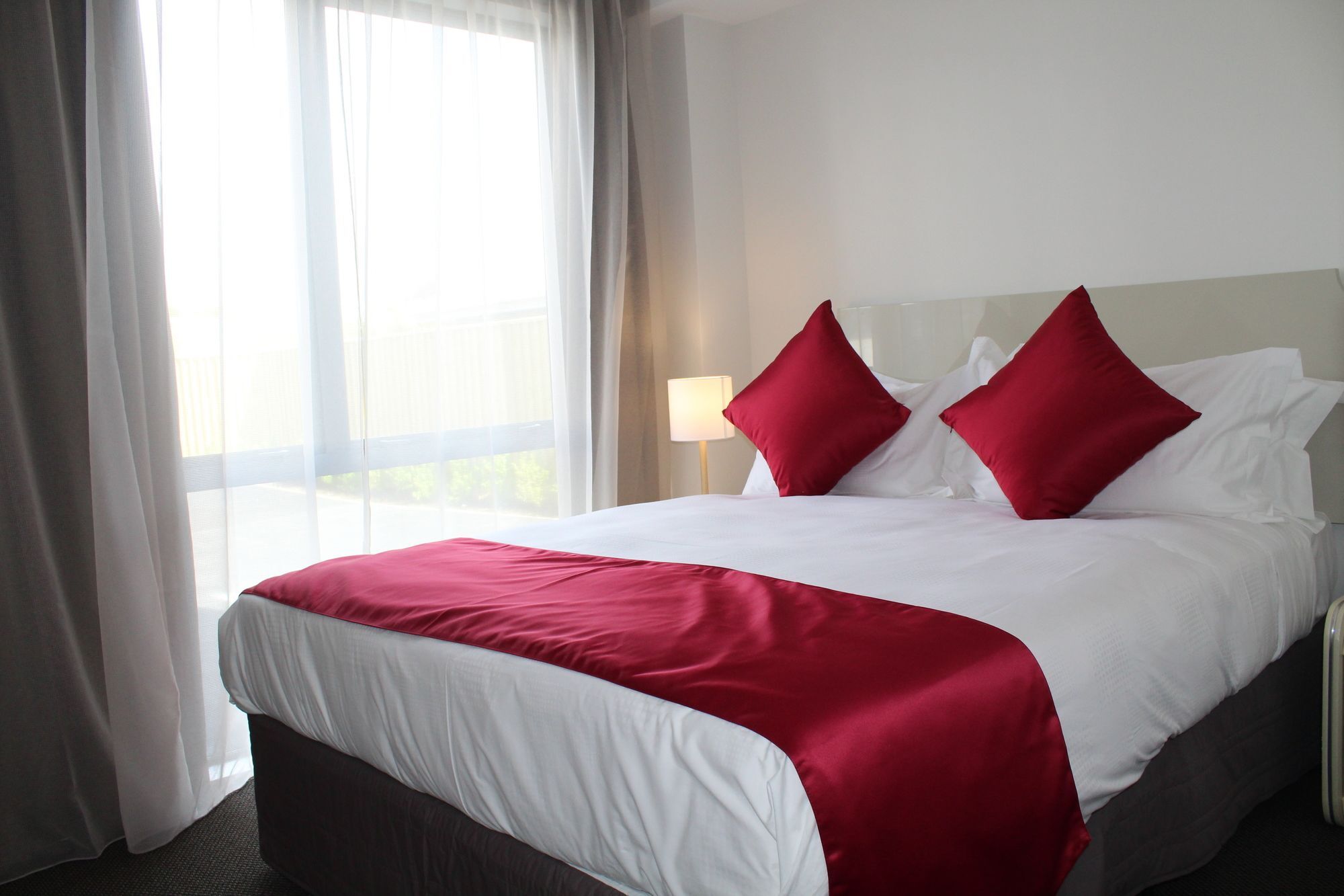 Bealey Plaza Motel Крайстчърч Екстериор снимка A bed runner