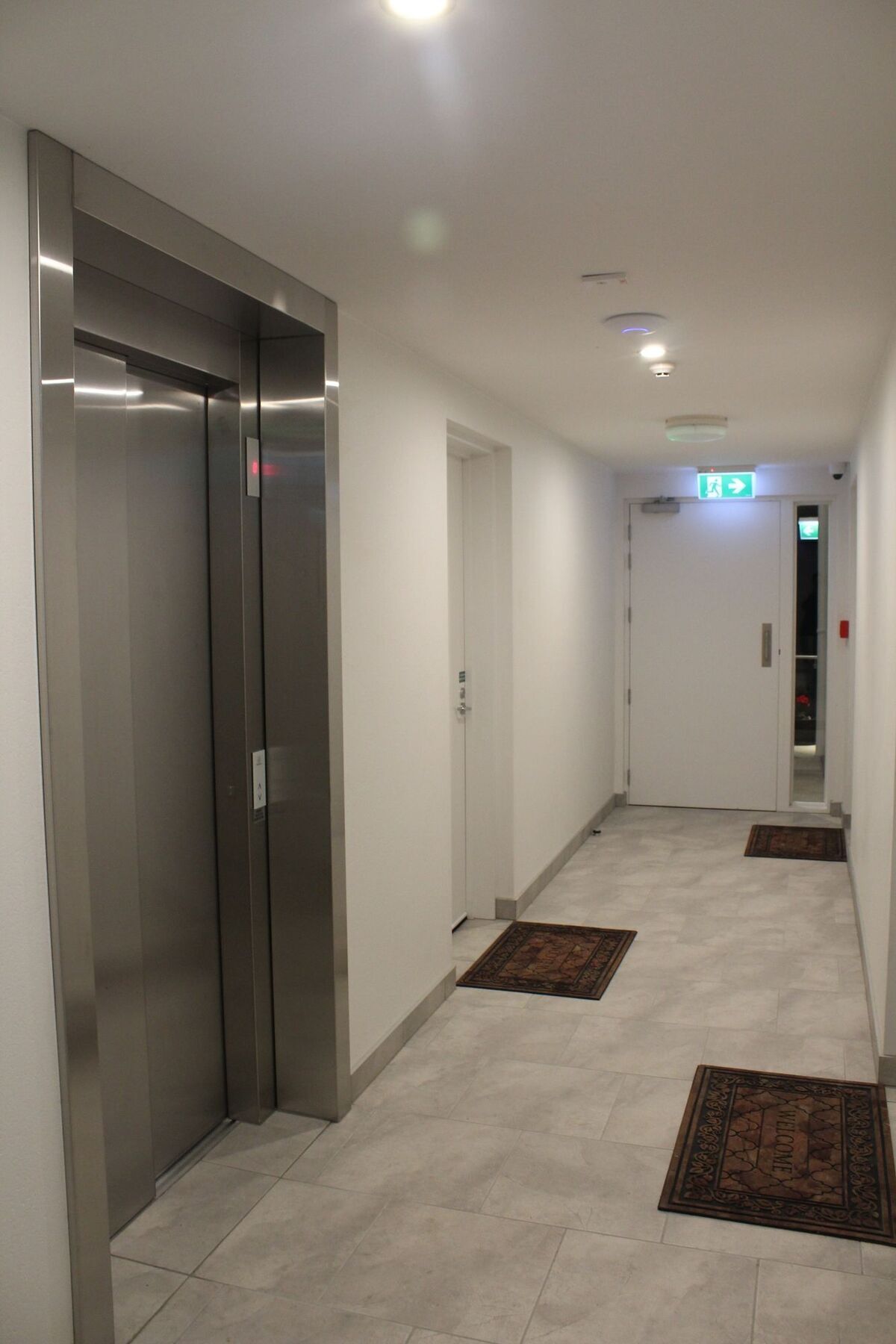 Bealey Plaza Motel Крайстчърч Екстериор снимка A typical corridor