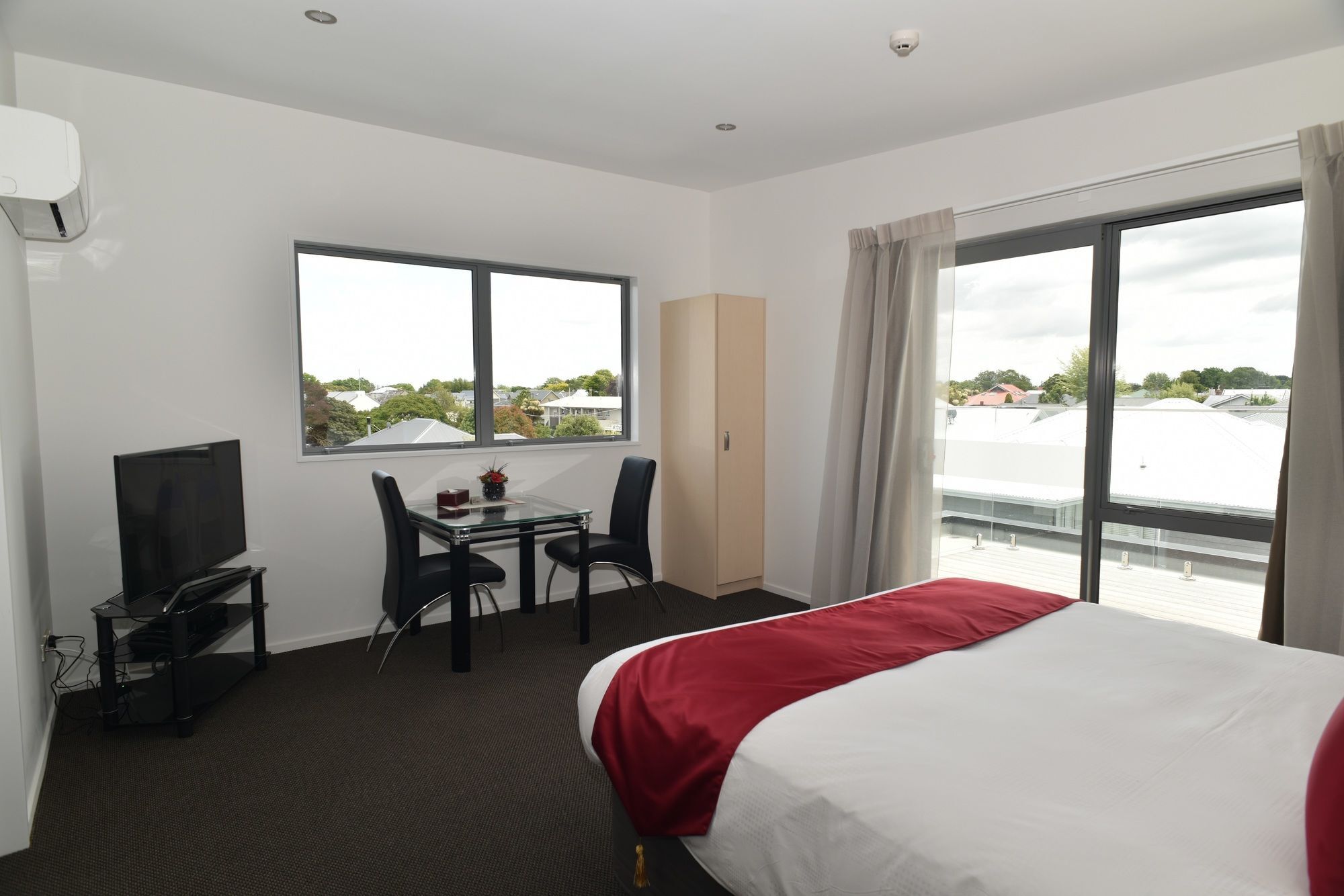 Bealey Plaza Motel Крайстчърч Екстериор снимка A typical studio apartment