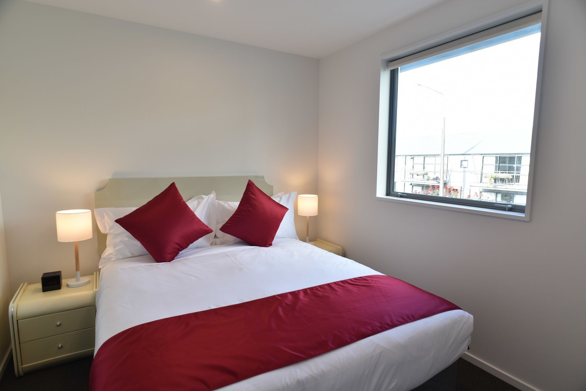 Bealey Plaza Motel Крайстчърч Екстериор снимка A bedroom at the hotel